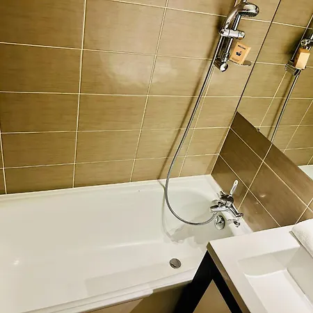 Appt Cosy Au Centre De דירה